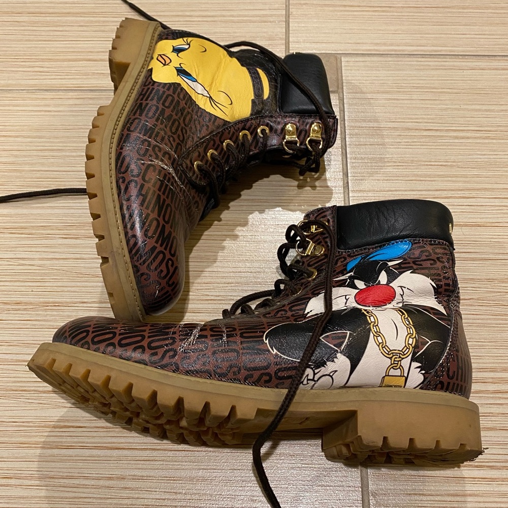 Rare MOSCHINO x Loony Tunes Work Boots